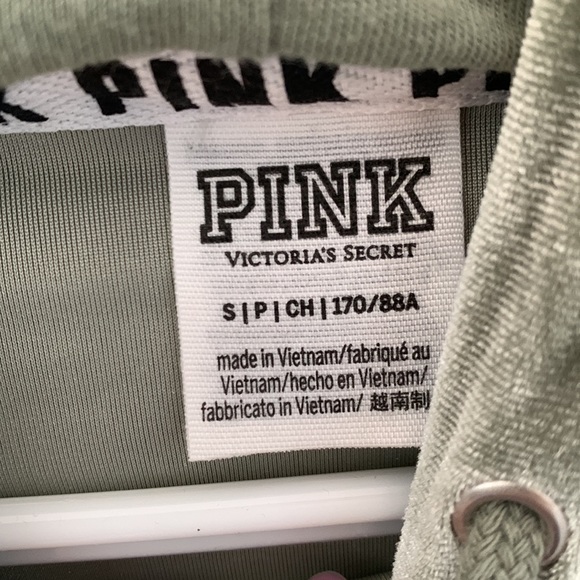 Green velvet pink cropped hoodie - Picture 2 of 2